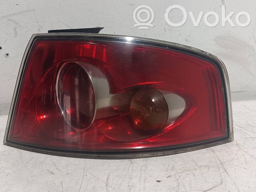 Takavalon polttimo   6L6945096A,6L6945112,6L6945096A