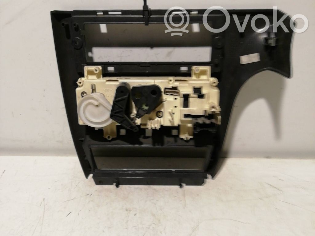 Panel klimatyzacji   810621263F,810621263F