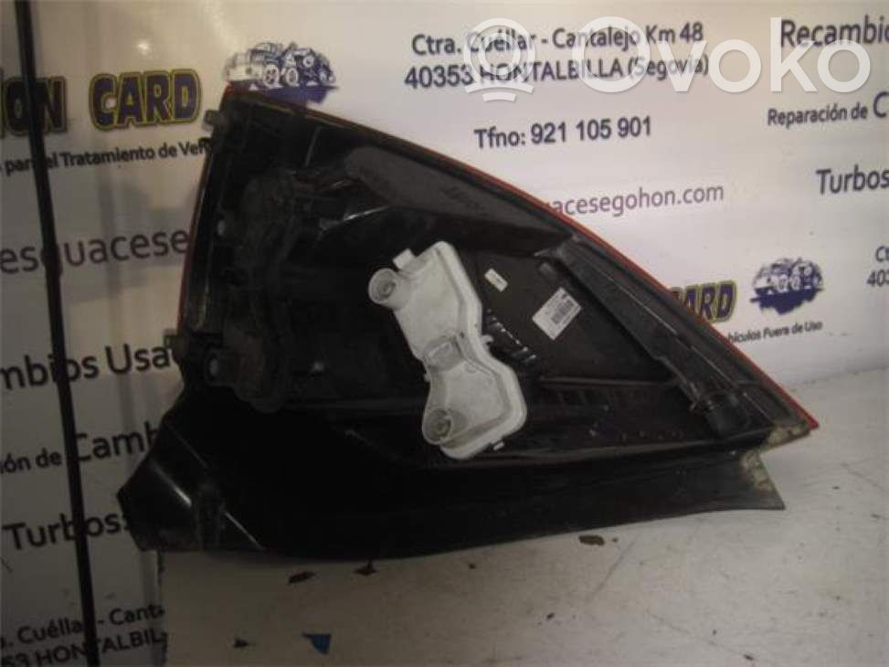 Lámpara de faros/luces traseros   89398082