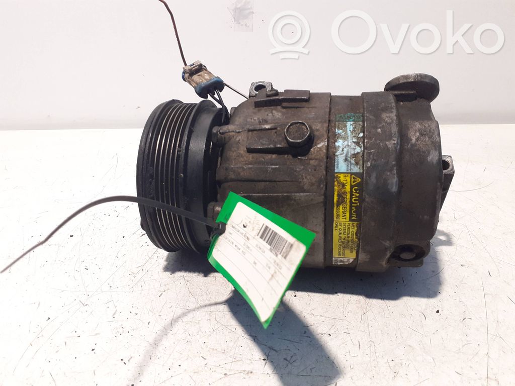 Ilmastointilaitteen kompressorin pumppu (A/C)   1135324,1135324,1135324