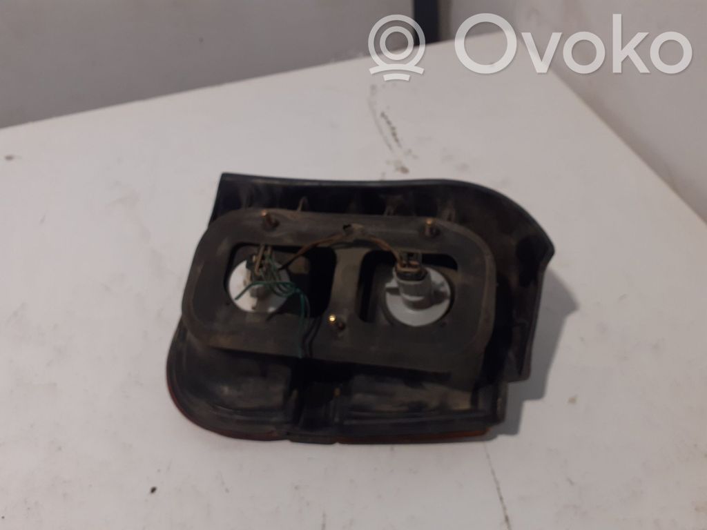 Mitsubishi Carisma Lámpara de faros/luces traseros 