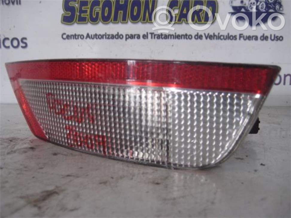 Ford Focus Takavalon polttimo 