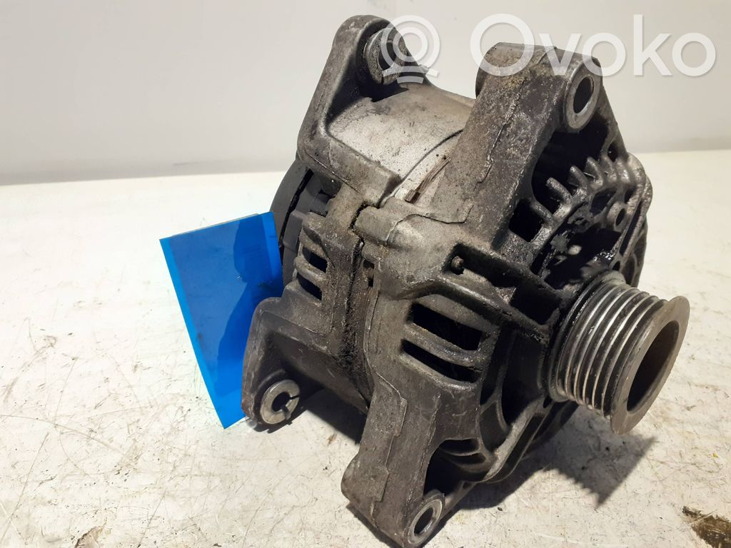 Opel Zafira A Generatore/alternatore 