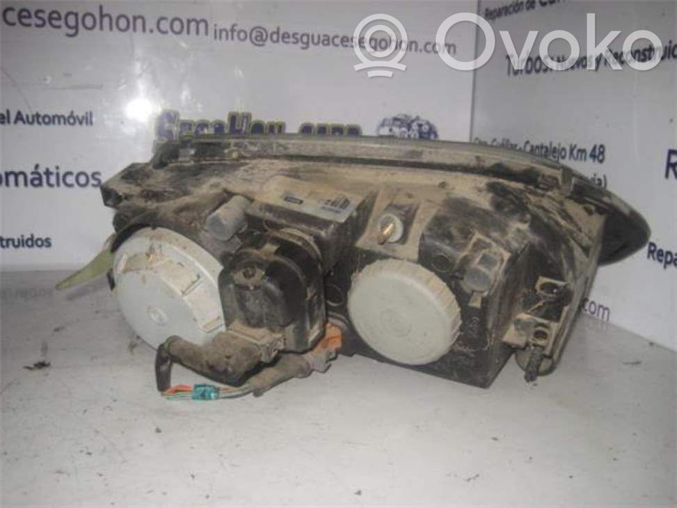 Renault Safrane Phare frontale