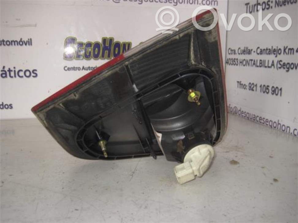Seat Cordoba (6K) Takavalon polttimo 