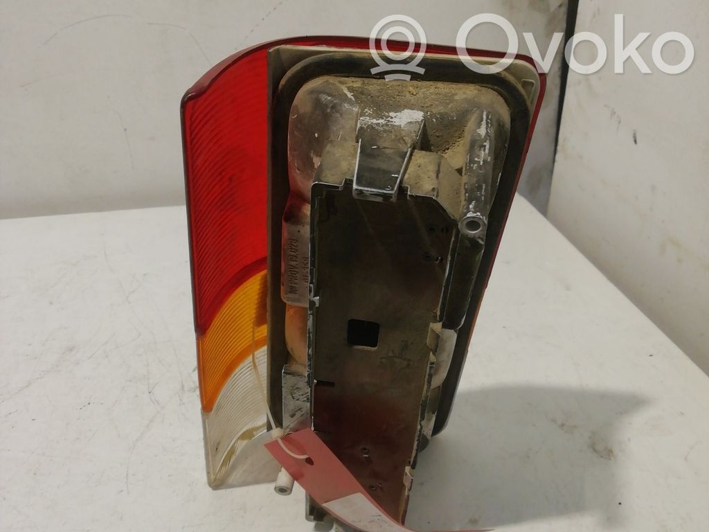 Lámpara de faros/luces traseros   19709334