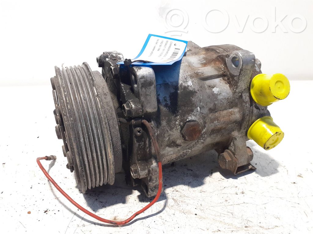 Renault 19 Air conditioning (A/C) compressor (pump) 