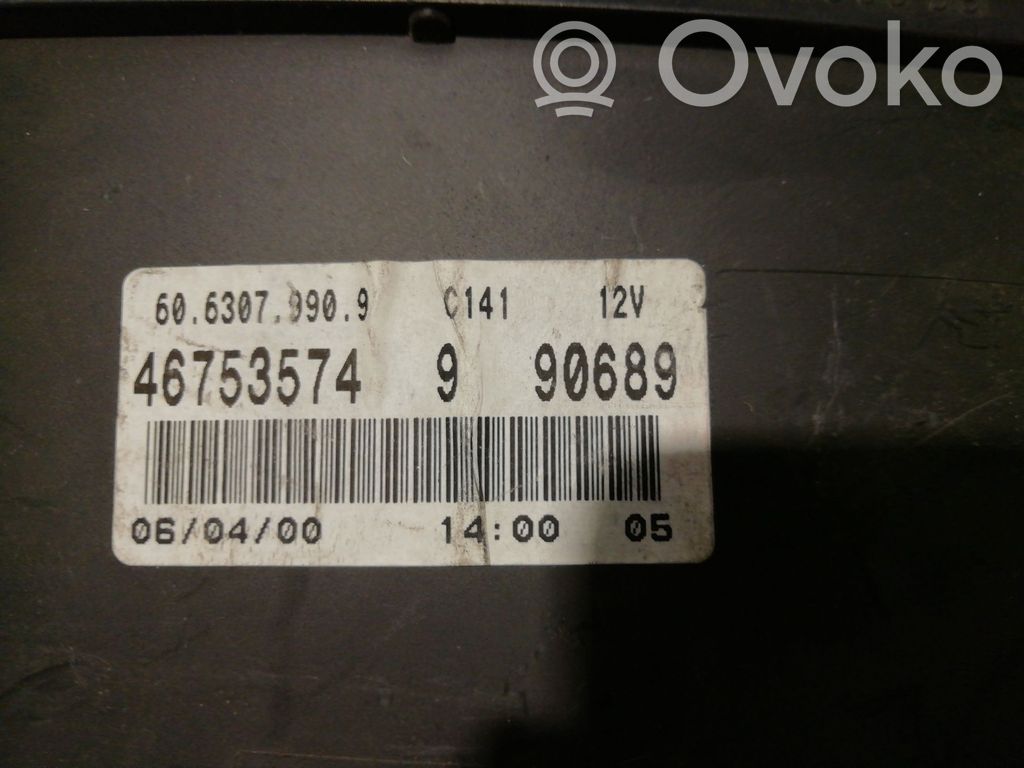 Fiat Punto (188) Licznik / Prędkościomierz 