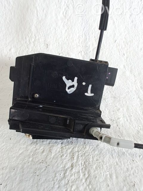 Cerradura de puerta trasera   9826110980