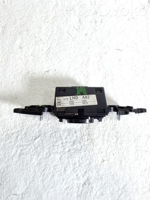 Kėbulo modulis   95937113