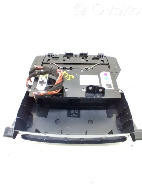 Mercedes-Benz CLA C117 X117 W117 Rivestimento della console di illuminazione installata sul rivestimento del tetto