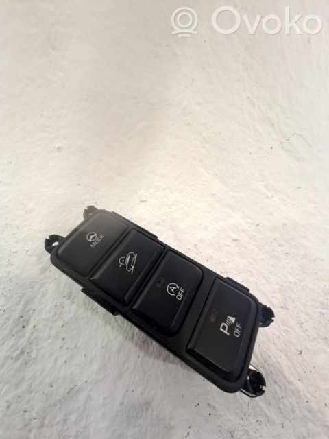 Hyundai Tucson TL Przełącznik / Przycisk kierownicy 