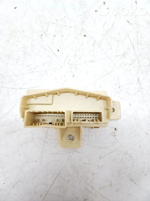 Unidad de control/módulo de carrocería central   91940J7020