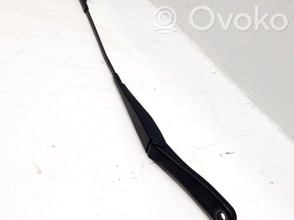 Opel Astra H Braccio della spazzola tergicristallo anteriore 