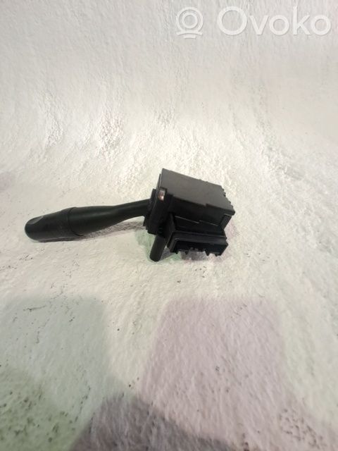 Commodo d'essuie-glace   3731062JB1000