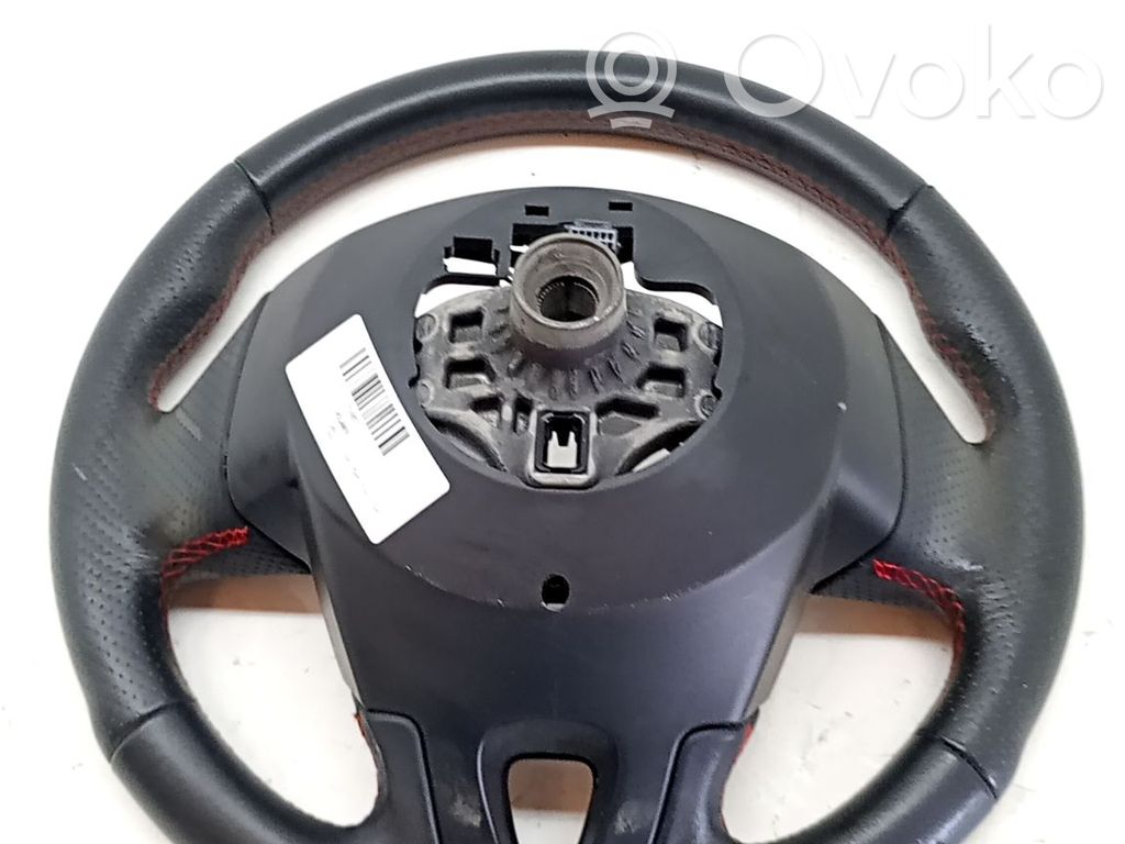 Renault Megane III Ohjauspyörä 