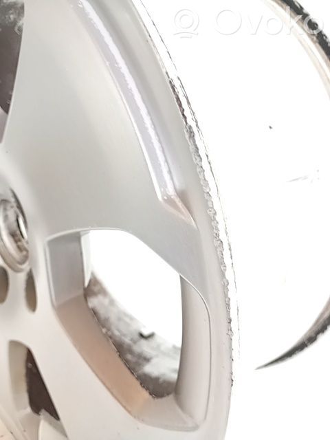 Audi A3 S3 8L R24-kevytmetallivanne 
