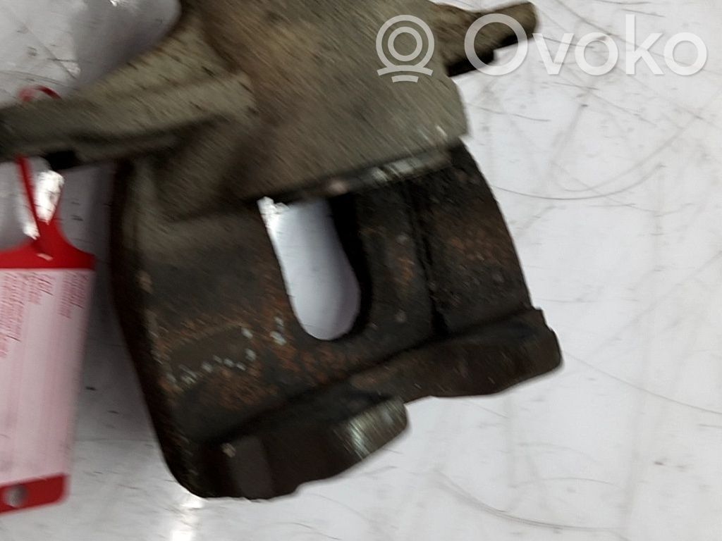 Etujarrusatula   4401S2