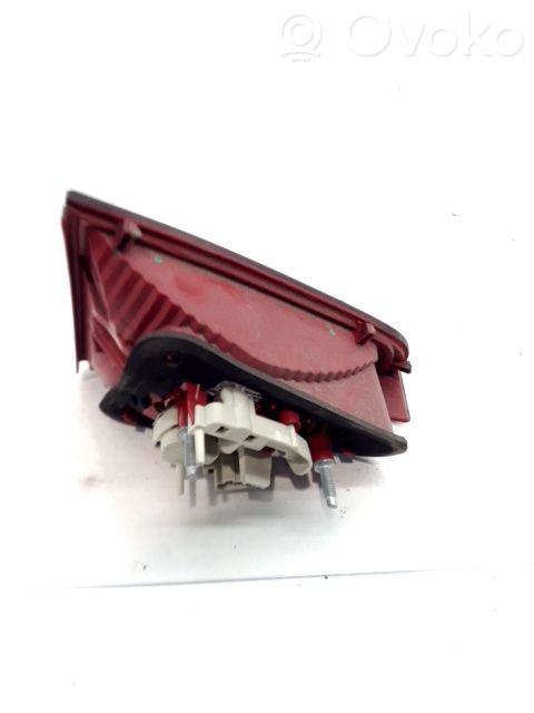 Takavalon polttimo   8T0945094
