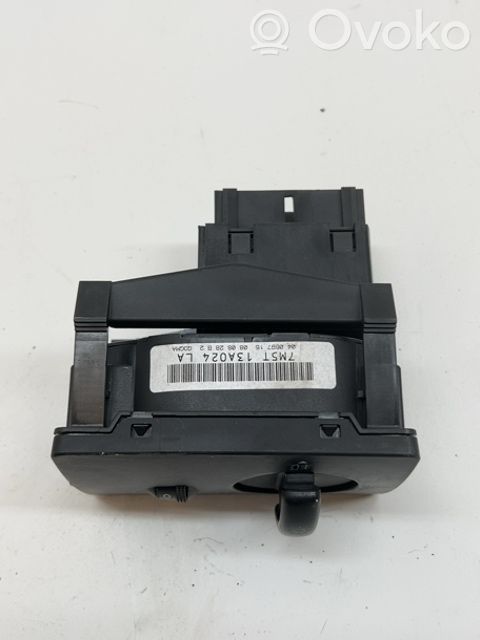 Lichtschalter   1471875,7M5T13A024LA