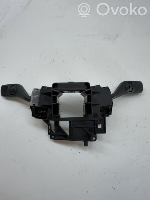 Ford Focus Boutons / interrupteurs volant 