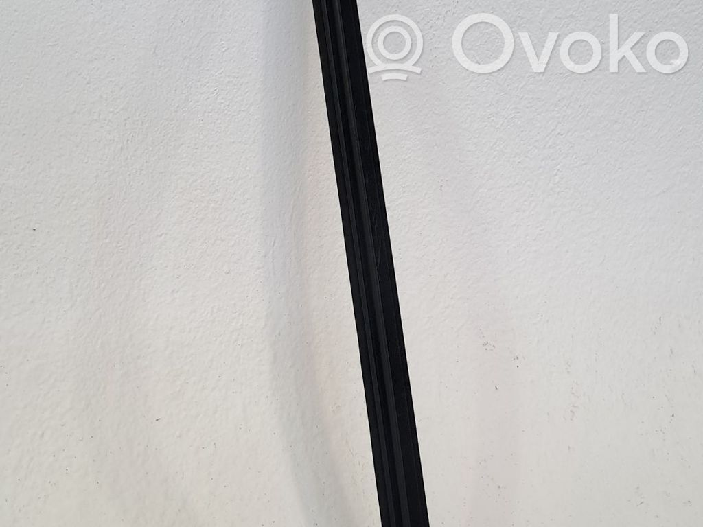 Rivestimento modanatura   SA3F6107117A
