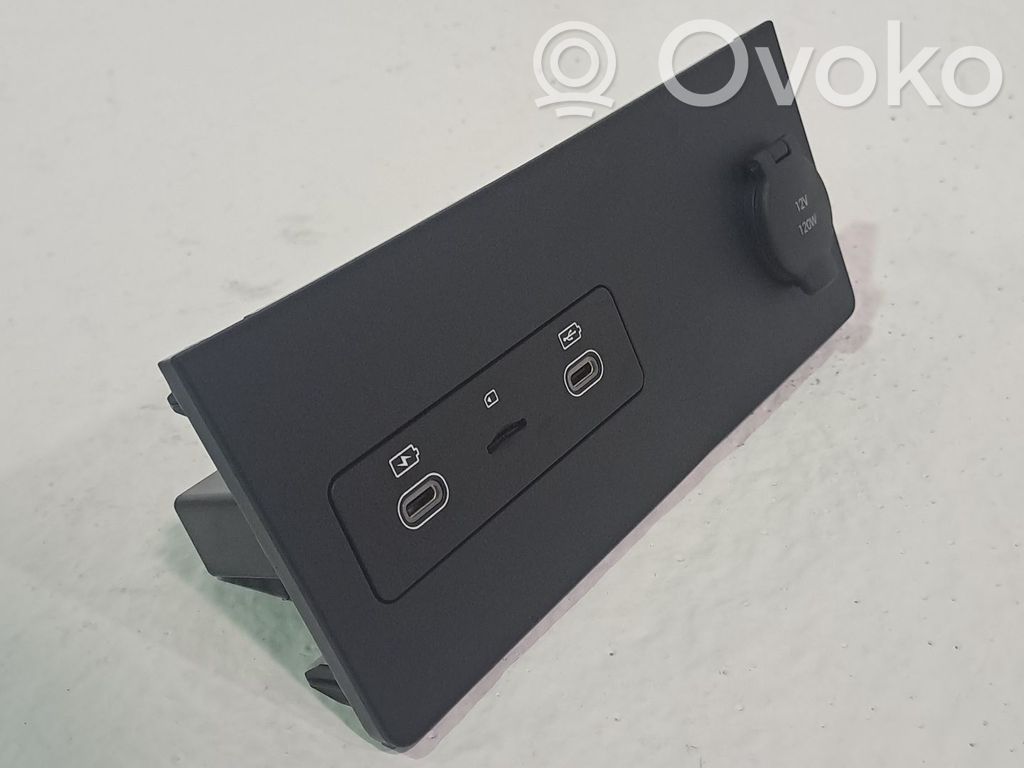 Cenicero del coche   SA3HJU7922010TF
