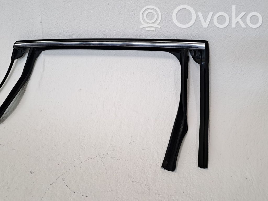 Cubierta del motor (embellecedor)   SA3F6207114V