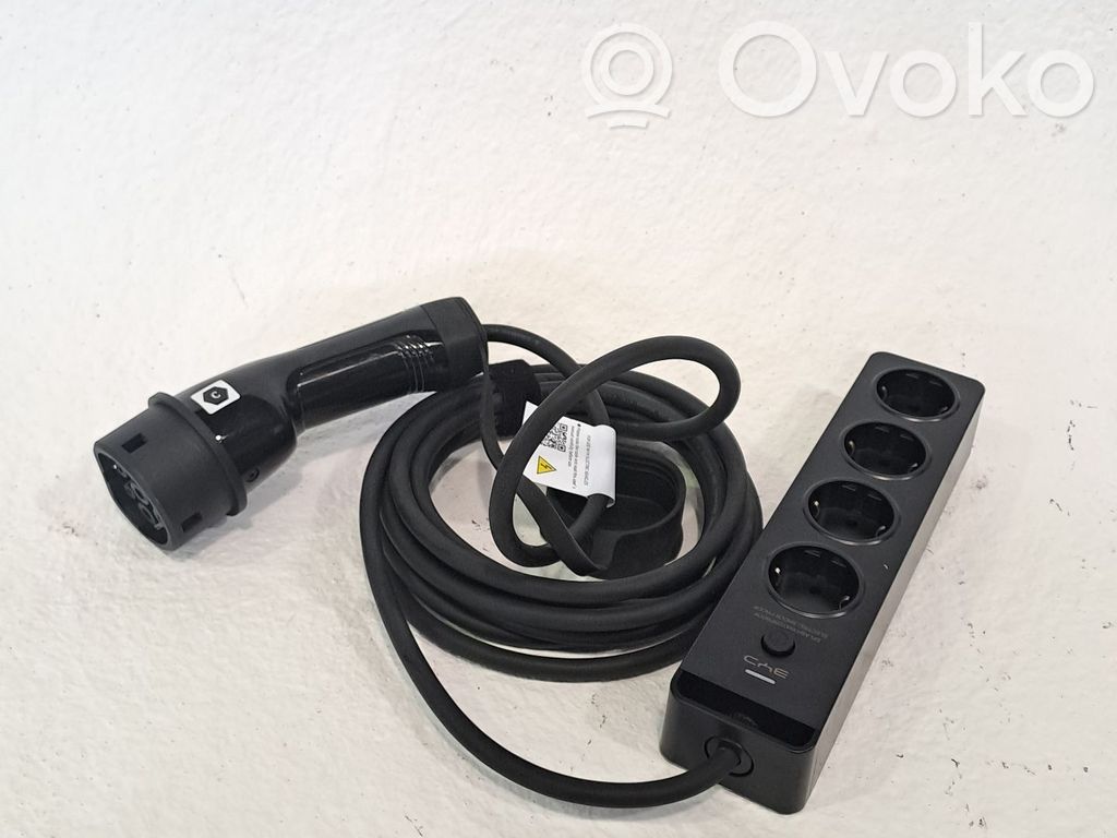 Sähköauton latauskaapeli   SA3HQN2126070R