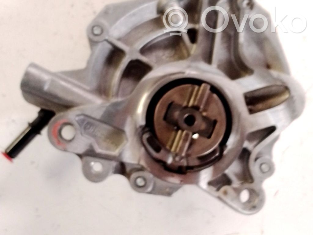 Peugeot Boxer Pompă vacuum 