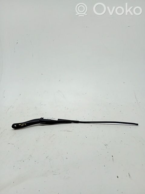 Brazo del limpiaparabrisas delantero   288860525R