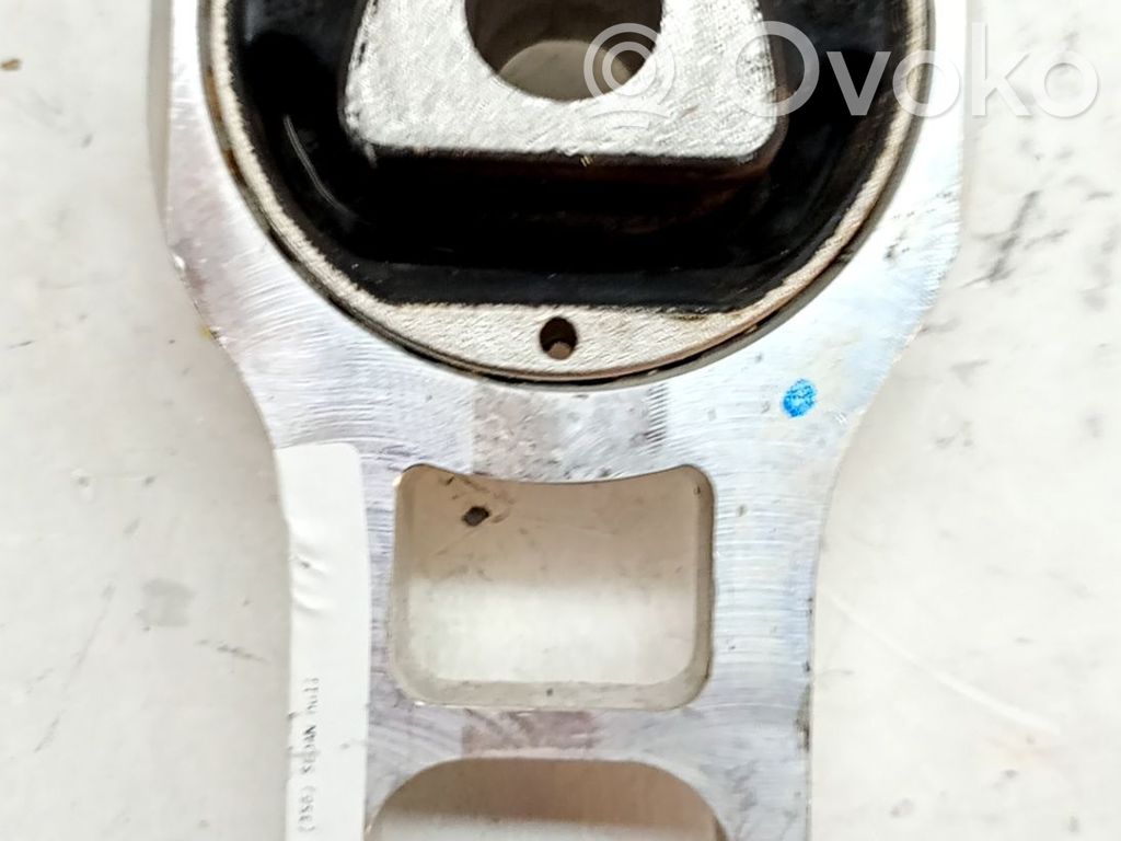 Fiat Tipo Engine mount bracket 