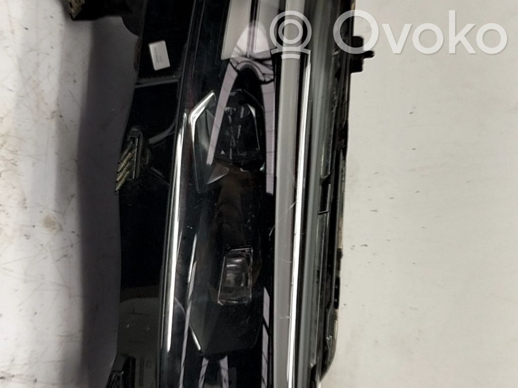 Headlight/headlamp   9864467180
