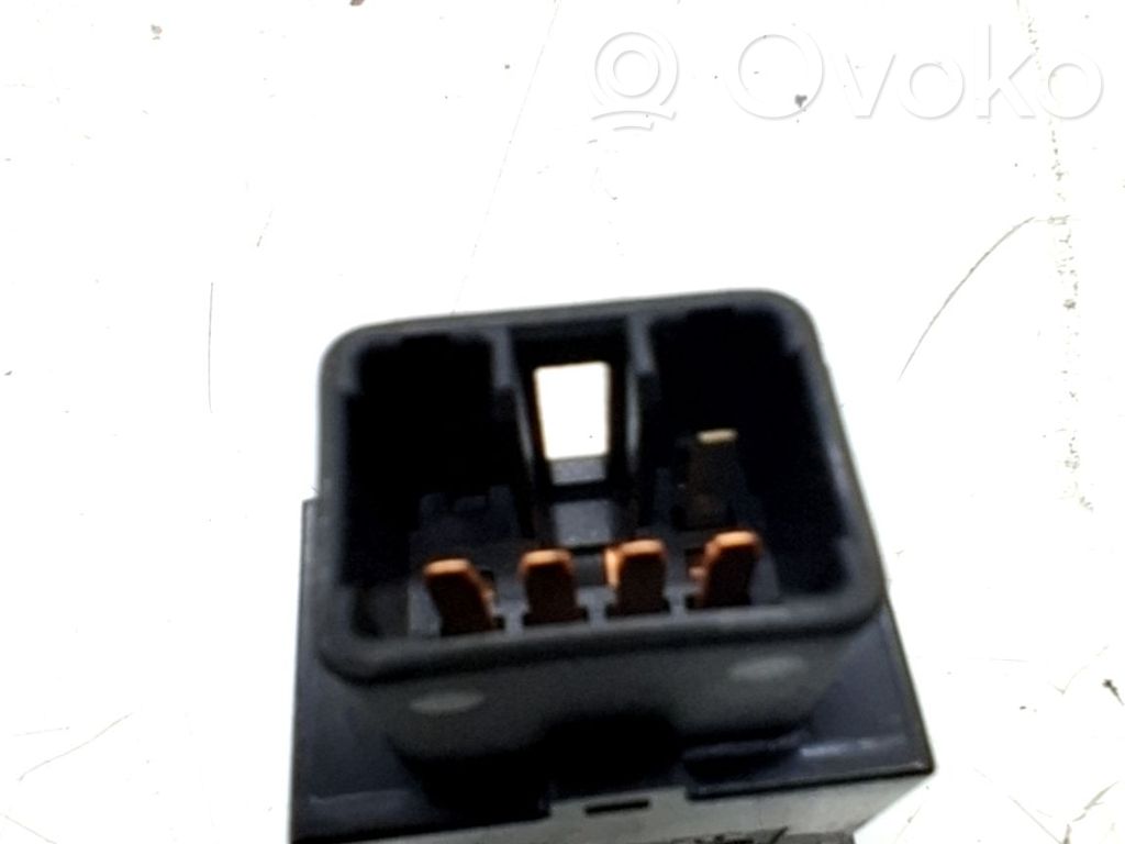 ESP (stability program) switch   932653E602CY