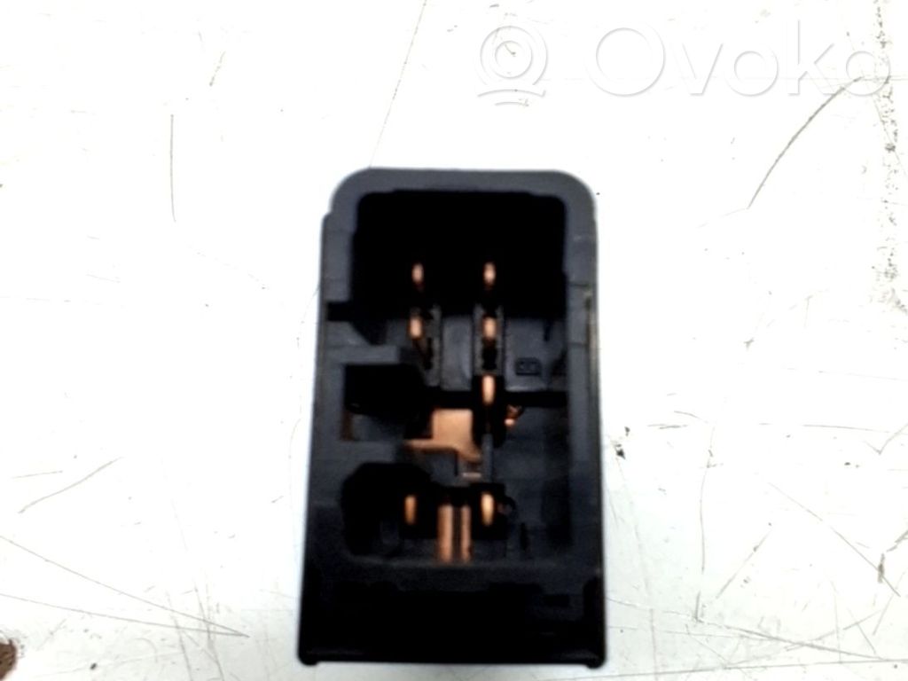 Comutator comandă geamuri electrice   935803E2008Y