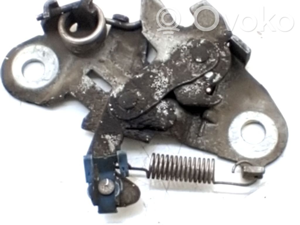 Citroen Berlingo Tie down hook / loop 