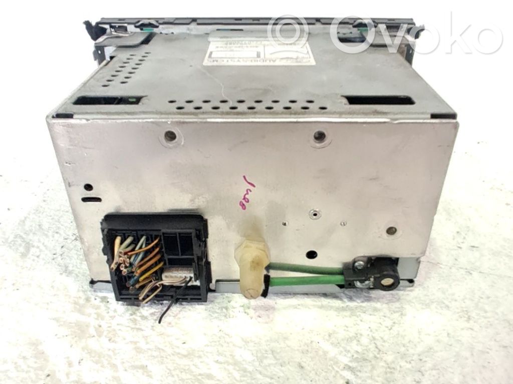 Radio / CD-Player / DVD-Player / Navigation   1818661,8M5T18C815DD