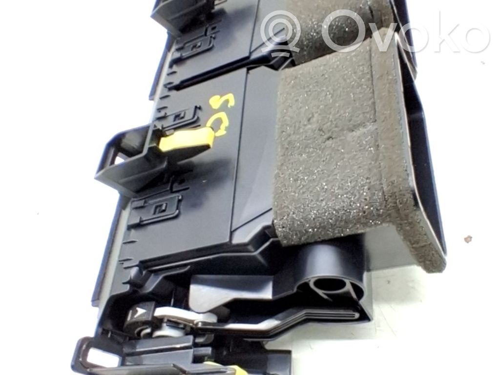 Lexus NX Griglia di ventilazione centrale cruscotto