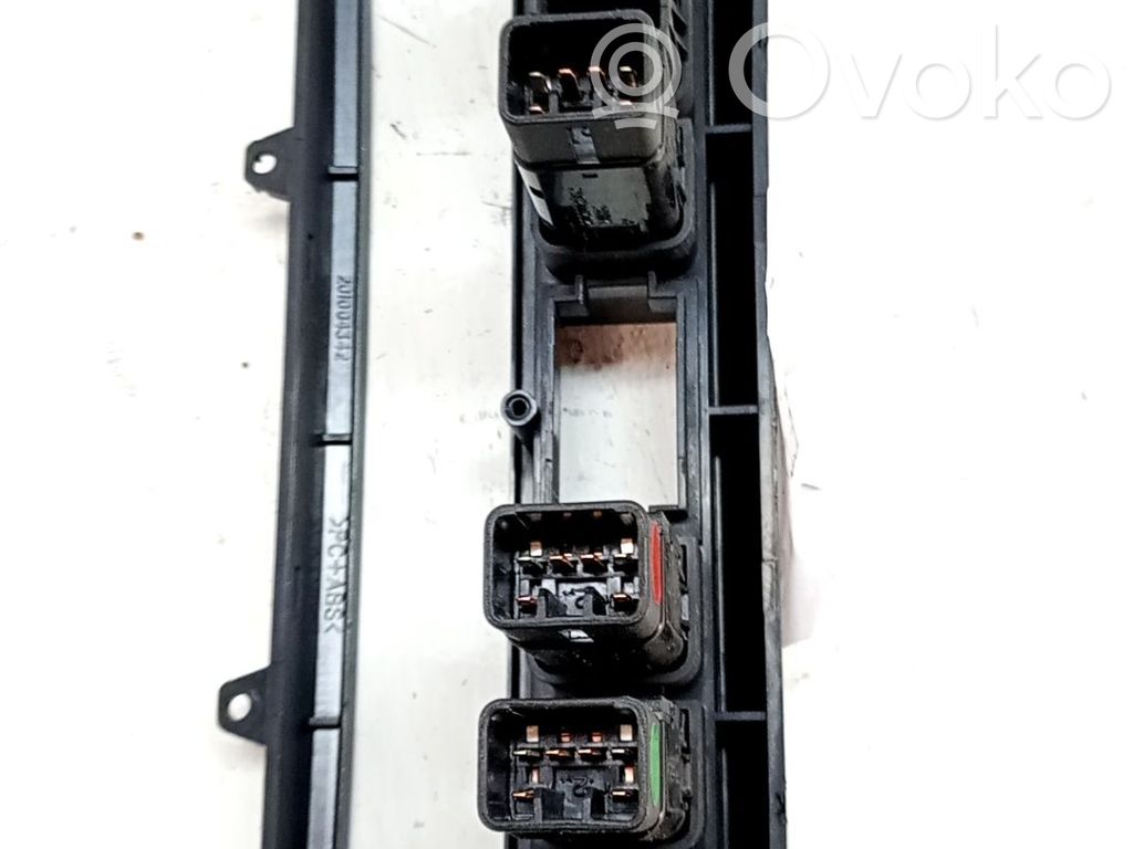 KIA Sorento Przełącznik / Przycisk kierownicy 
