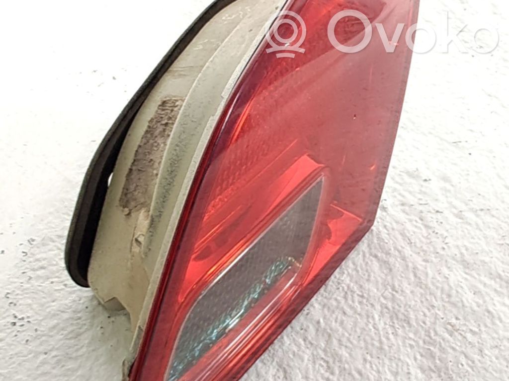 Opel Astra J Takavalon polttimo 