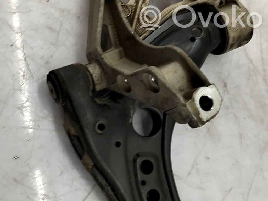 Volkswagen Polo Basculă inferioară față 