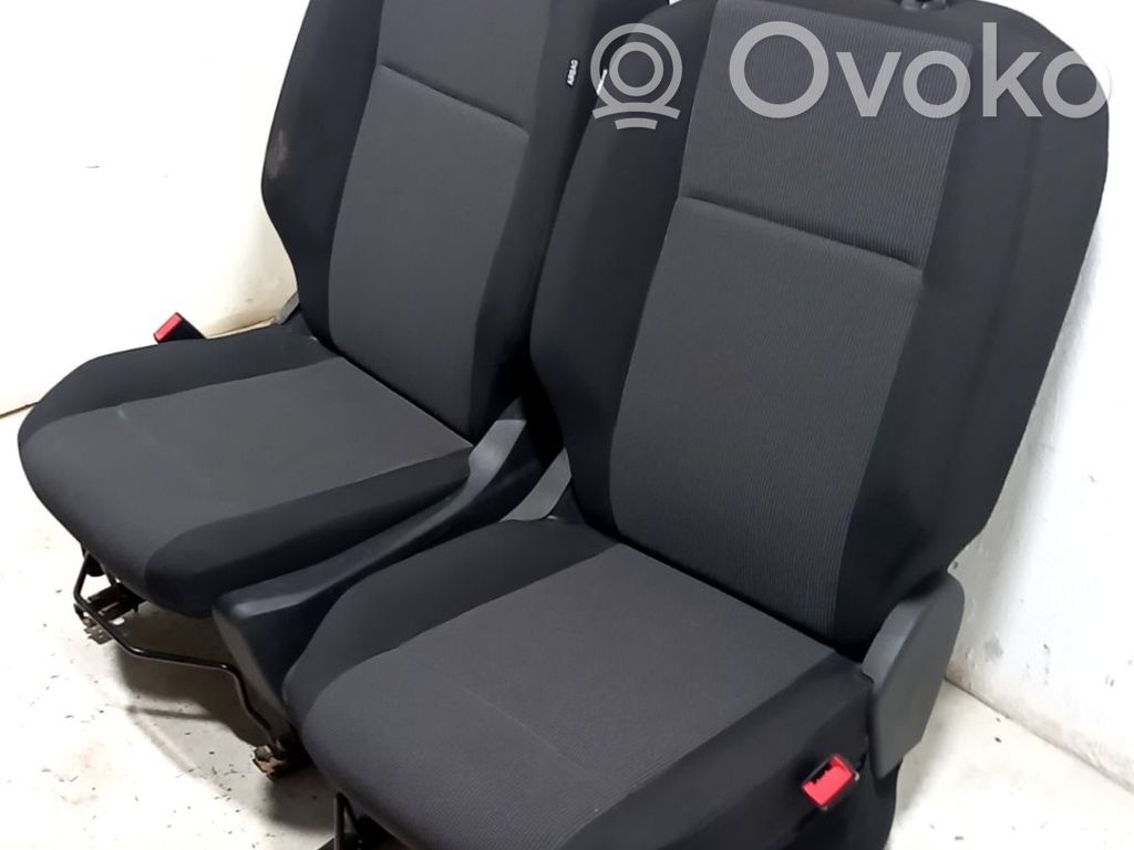 Istuinsarja   1616753380