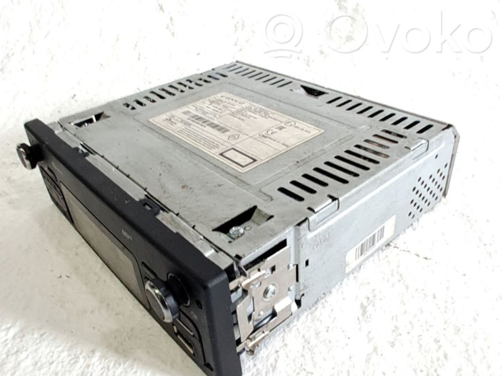 Panel / Radioodtwarzacz CD/DVD/GPS   280210585R