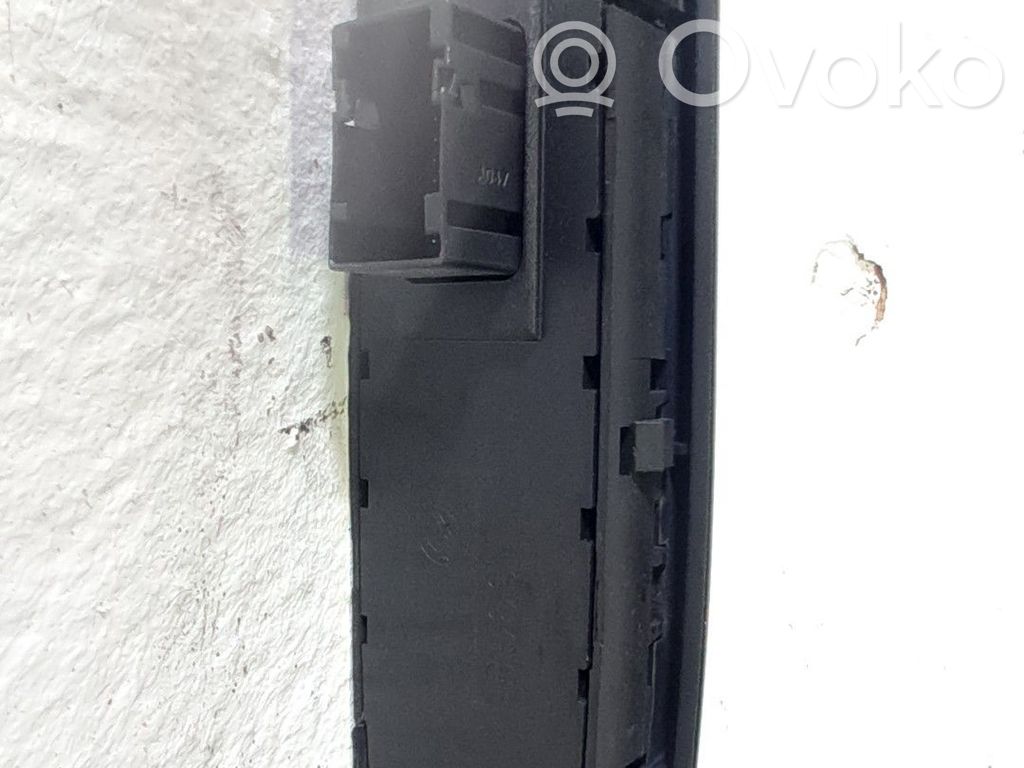 Interruptor del elevalunas eléctrico   735297025