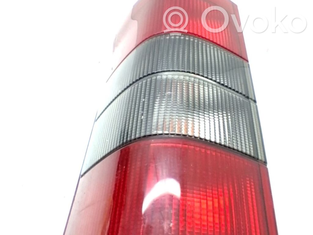 Lámpara de faros/luces traseros   1326358080