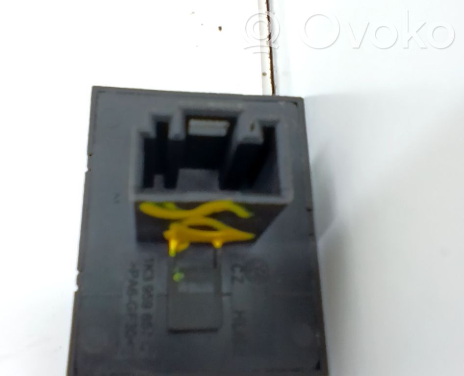 Comutator comandă geamuri electrice   1K3959857C