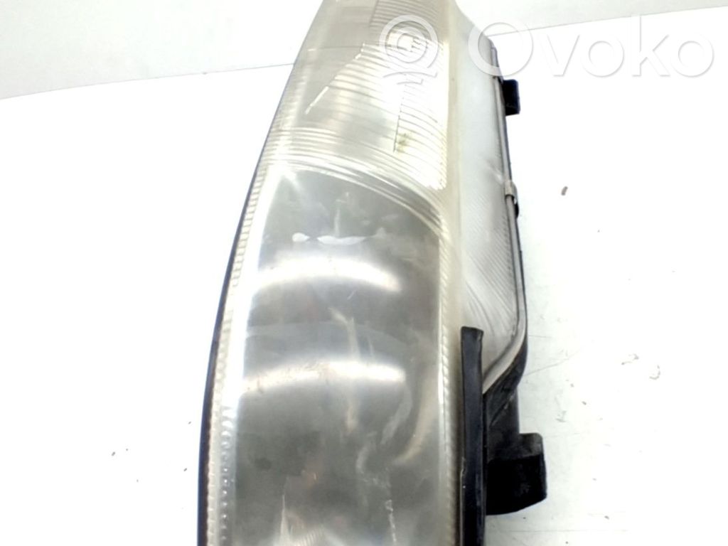 Chrysler Stratus Phare frontale 
