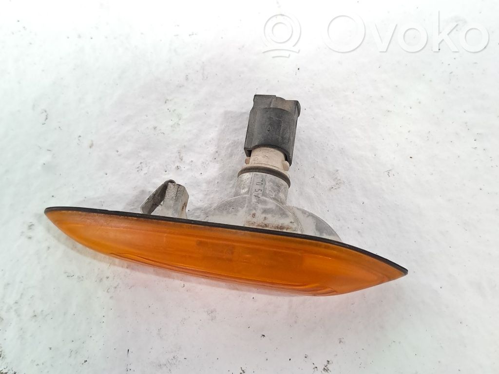 Etupuskurin suuntavilkku   63137165913