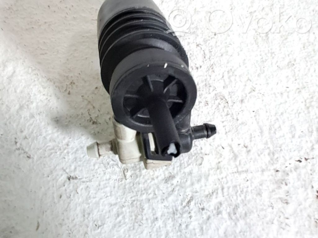 Windscreen/windshield washer pump   2535389,CJ5417664AA