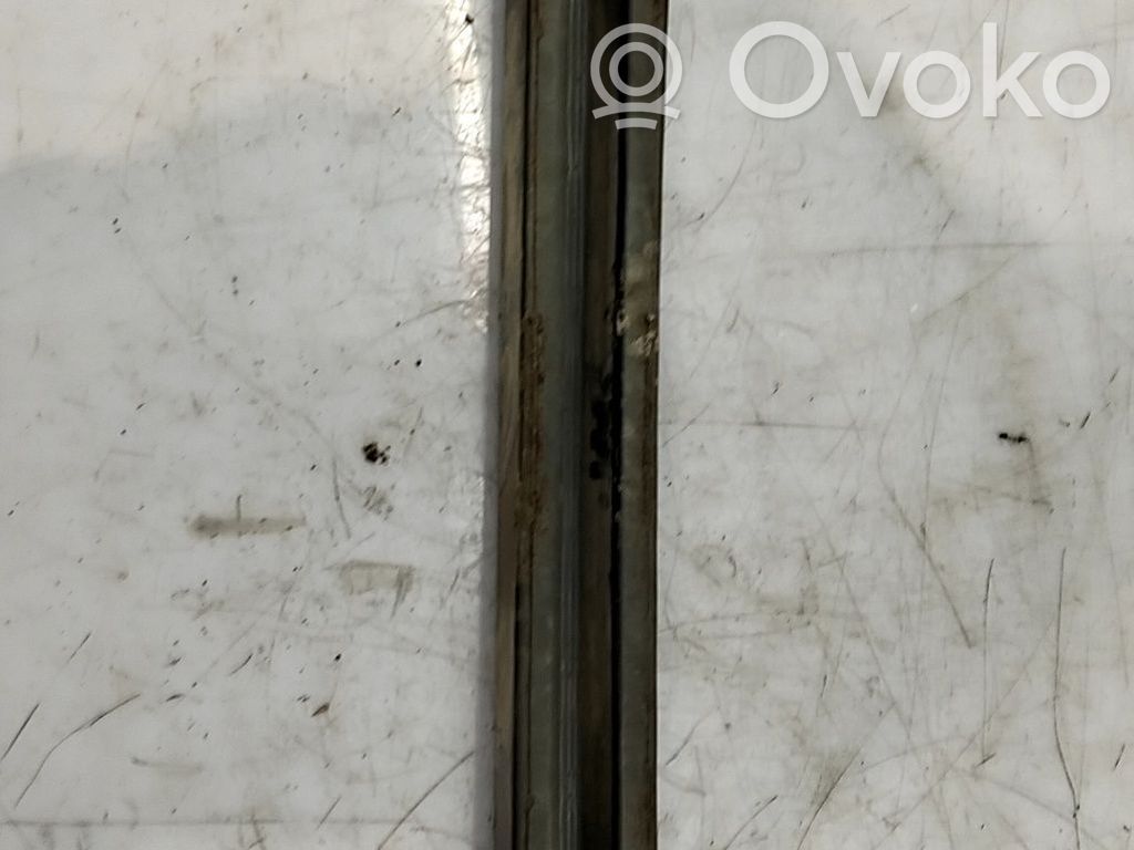 Toyota Corolla E120 E130 Uchwyt / Mocowanie zderzaka tylnego 